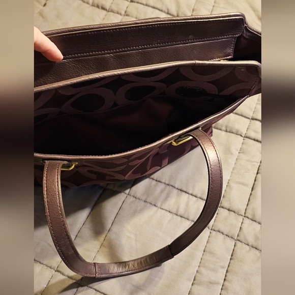 Coach Taylor Alexis Signature OP Art Tote Bag & wallet - Picture 8 of 16